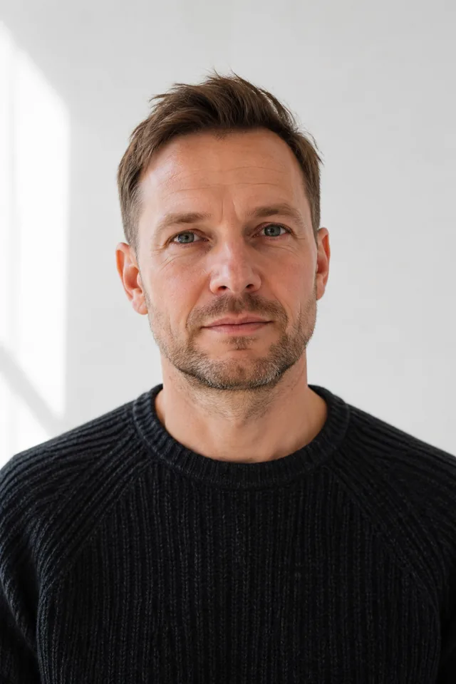 Porträt von Jonas Feldkamp, Gründer von Ecom Dravo.